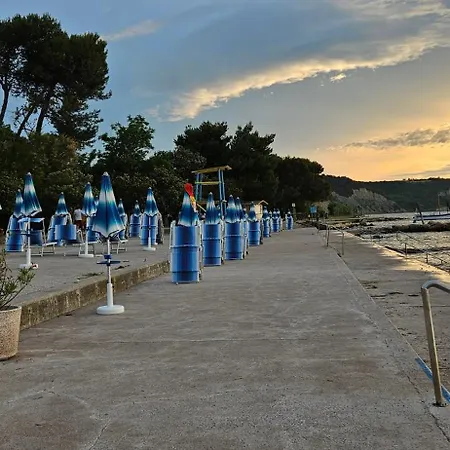 Sea View Laguna 63,65 Apartman Izola