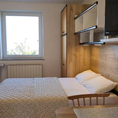 Sea View Laguna 63,65 * Izola