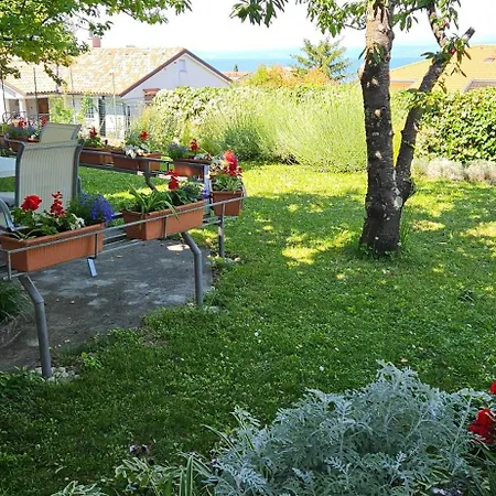 Sea View Laguna 63,65 *