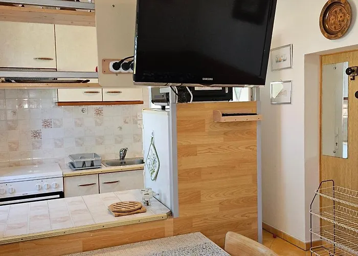 Sea View Laguna 63,65 アパート *