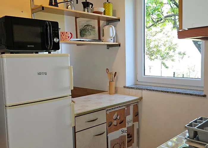 Sea View Laguna 63,65